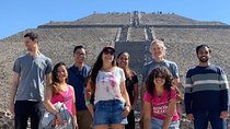 Teotihuacan Pyramids Tour, small group in Van, from Mexico City