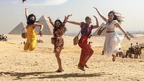 Private Half-Day Tour with Guide to Pyramids of Giza with Camel Ride