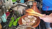 Private 5 h Fez Cooking Class with a local family