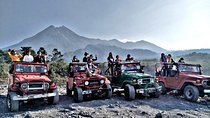 Yogyakarta: Sunrise at Setumbu & Borobudur Temple & Mount Merapi 