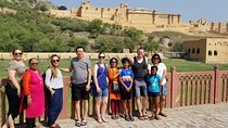 Private tour of Jaipur with Driver and Guide