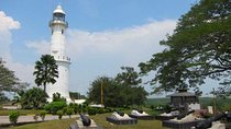 Private Tour Bukit Melawati Hall and Fireflies