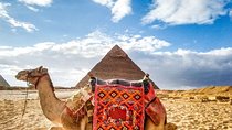 Giza Pyramids and Egyptian Museum Day Trip with Flouka Boat Ride on the Nile