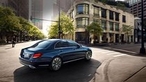 Airport to Bordeaux Private Transfer in Business Sedan