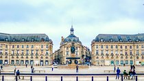 Historic Bordeaux: Exclusive Private Tour with a Local Expert