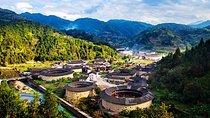 Private Transfer Service between Xiamen City and Nanjing Tulou 