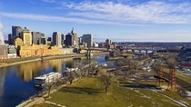Self Guided Scavenger Hunt: Saint Paul's Soaring Sights!