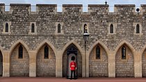Windsor Castle, Stonehenge, and Bath from London Private Vehicle Service