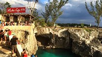 Negril Ricks cruise PLUS Booby Cay Lobster & Cave Snorkeling 