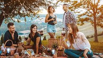 Picnic in the countryside in the heart of Chianti