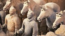 Xi'an in One Day from Xiamen by Air: Terracotta Warriors, City Wall and More