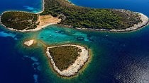 5 islands Private Boat Tour:Blue Cave,Hvar&Pakleni islands