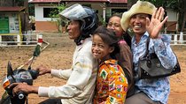 2-Hour Village Walking Tour: In-depth Discovery of Cambodian Rural Life