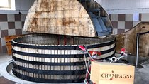 The Connoisseurs from Epernay (Private Half day Champagne Tour)