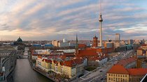 Berlin To The Max Full Day Photography Tour