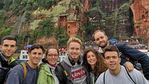 Exclusive Private Day Tour with Giant Pandas and Leshan Buddha
