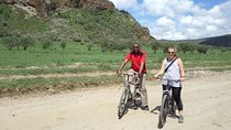 2-Day Tour to Hell's Gate and Lake Nakuru National Park