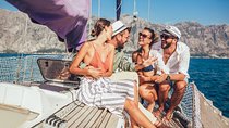 Private sailing trip along Capri and the Sorrento Coast 