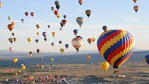 Luxor: Sunrise Hot Air Balloon Ride with Private West Bank Tour