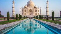 From Delhi: Same Day Taj Mahal Trip With Fatehpur Sikri by Train