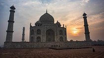 Private Sunrise Taj Mahal Tour (Delhi - Agra - Delhi)