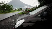 Transfer from Arenal to SJO Airport or Hotels for up to 5 passengers ( One way) 