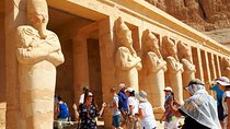 Privat guided Tour to Tomb of Seti I Valley of the Kings King Tut