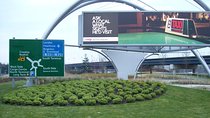 Gatwick Airport Private Transfers to/from London (Postcode W1 to W7)