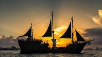 Pirate Ship Jolly Roger with Dinner and Open Bar