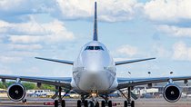 Private transfers between London Heathrow - London Stansted Airports