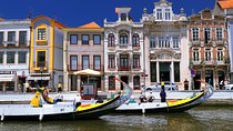 Private Transfer Porto-Lisbon with 2 (two) Visits on the Way