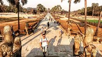 1-Day Angkor Temple Complex plus Banteay Srei Tour