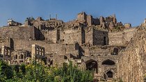 Ful-Day Tour: Golconda Fort, Qutub Shahi Tombs and Iconic Salarjung Museum