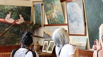 Versailles Palace & Giverny Private Guided Tour with Lunch and Priority Access