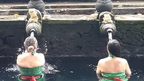 Balinese Healing, Purifying Bath and Waterfall