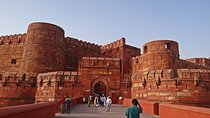 Exclusive Full-Day Tour From Delhi to Taj Mahal and Agra 