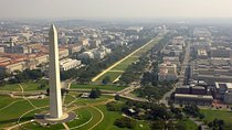 Private 4-hour Best of Washington Tour at night with private driver and guide