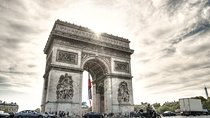 Paris First Time Private Tour with Notre Dame, Montmartre & Arc de Triomphe