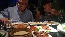 Beijing Evening Tour: Chaoyang Acrobatic Show with Peking Duck Dinner
