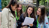 2 hour outdoor group activity in Paris: SAINT GERMAIN