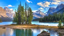 Jasper National Park 2-Day Tour: Maligne Lake & Columbia Icefield