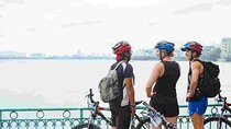 3-hours bicycle tour around Hanoi from early morning