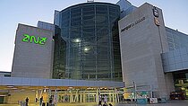 Private ONE WAY arrival OR departure transfer from/to Lisbon AIRPORT - CITY