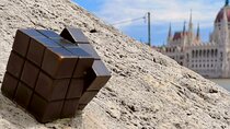 Budapest Danube Banks city game: a mysterious city game
