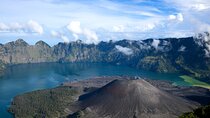 Mount Rinjani Trekking Tour 2D/1N