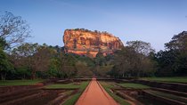 Sigiriya Rock and Village Tour from Sigiriya