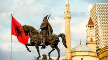  Tirana walking tour: A visit to the city castle and main museums