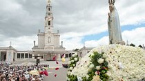 Private Tour to Fátima Nazaré and Óbidos from Lisbon