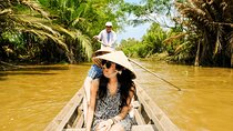 The wild life of Mekong Delta by Vespa 2 days