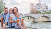 Paris Private Family Tour - City Highlights & the Best Museum for Kids